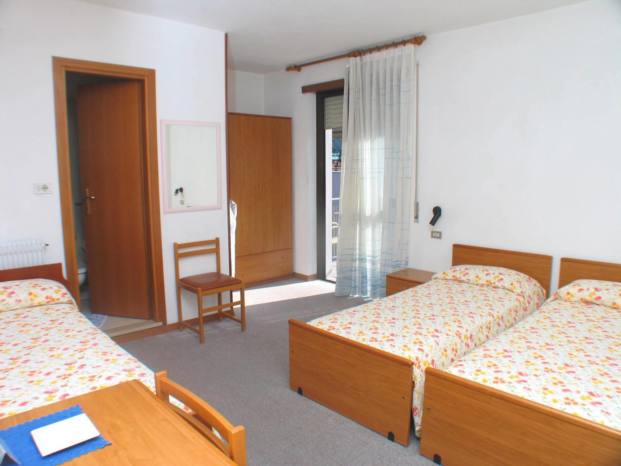 Hotel Villa Al Vento Torbole Sul Garda Exterior photo